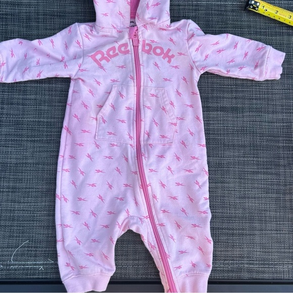 🍭Reebok Light Pink Kids One Piece pink girl 3-6 months - Picture 1 of 6